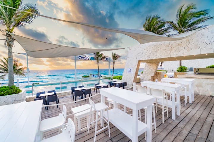Oasis Beach Club activities